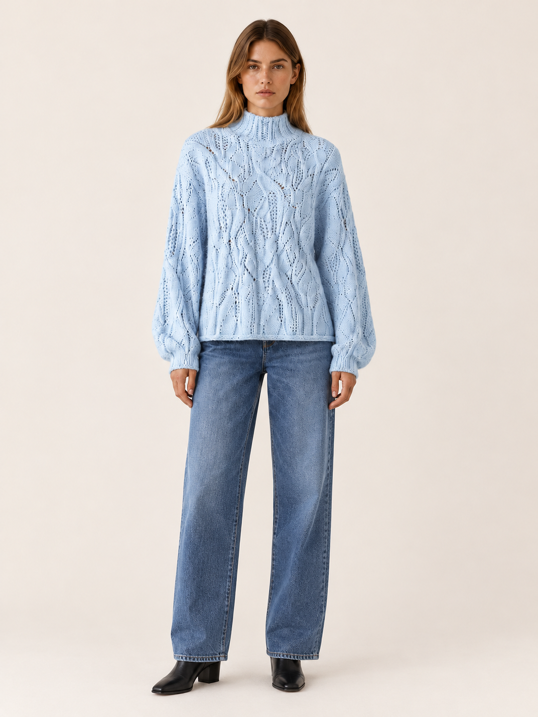 Amanda | Timeless Oversized Cable Knit Turtleneck Sweater