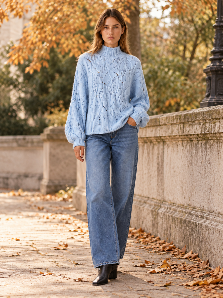 Amanda | Timeless Oversized Cable Knit Turtleneck Sweater