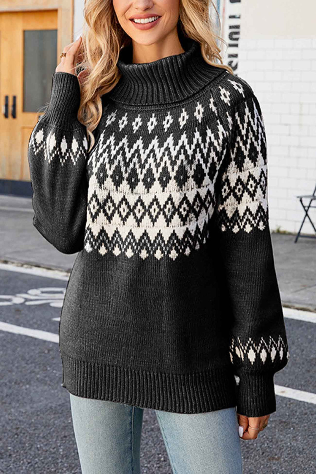 Angela | Relaxed Fair Isle Turtleneck Christmas Sweater Women