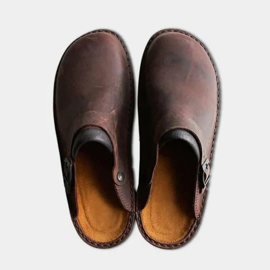 Anthony | Cozy Buckle Strap Clog Slippers