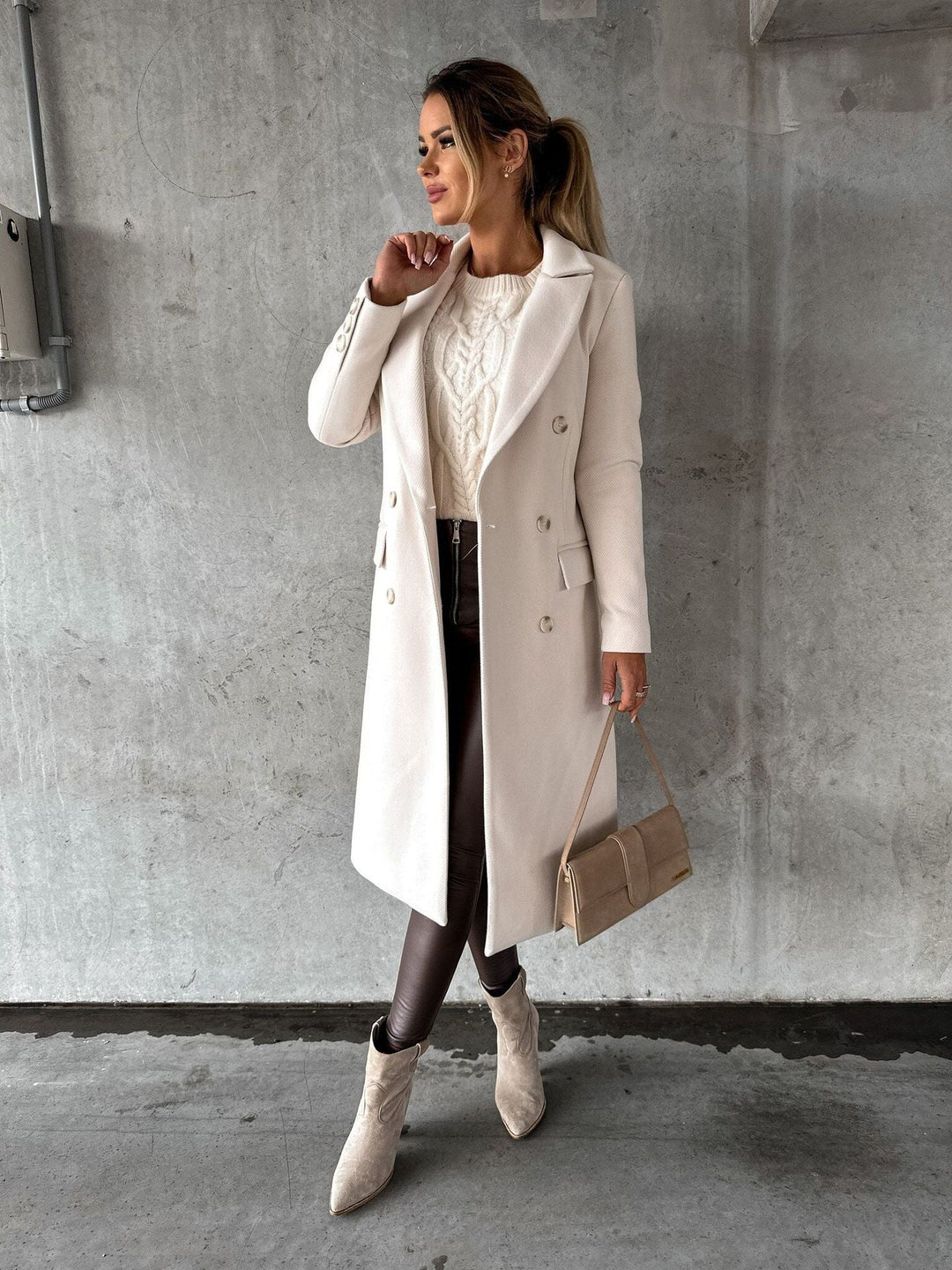 Ashley | Stylish Double Breasted Camel Coat Long Trench