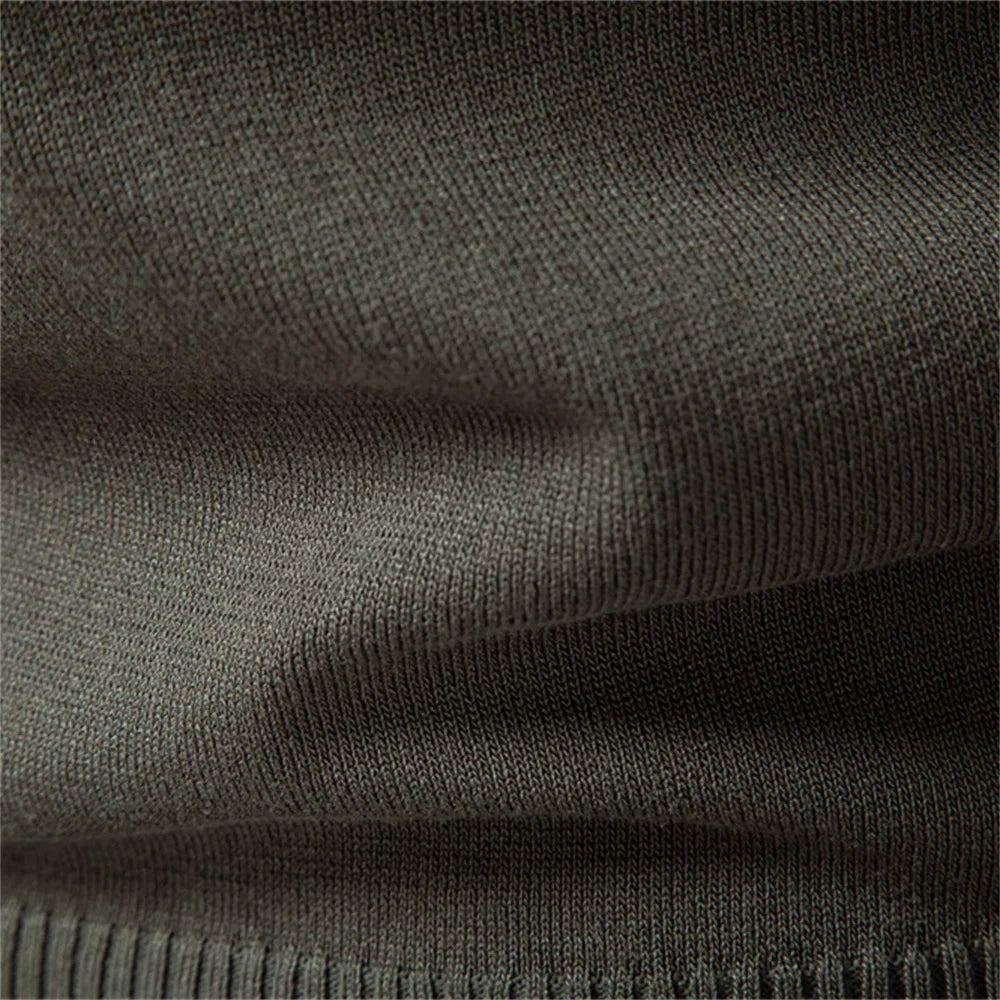 Benjamin | Refined Quarter-Zip Cable Knit Sweater