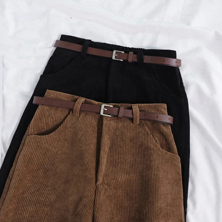 Betty | High-Waisted Relaxed Fit Corduroy Pants