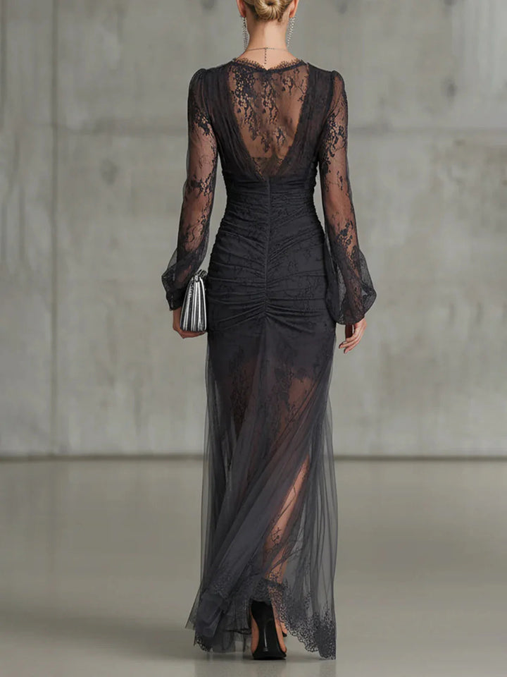 Carolyn | Stylish Lace V-Neck Fall Wedding Guest Maxi Dress
