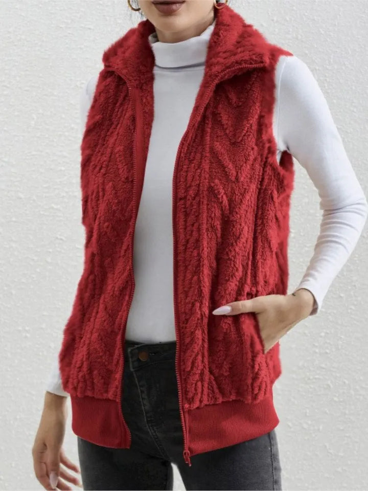 Catherine | Elegant Plush Cable-Knit Sweater Vest