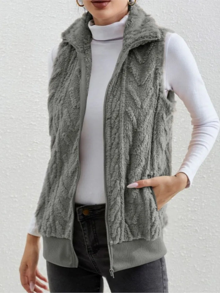 Catherine | Elegant Plush Cable-Knit Sweater Vest