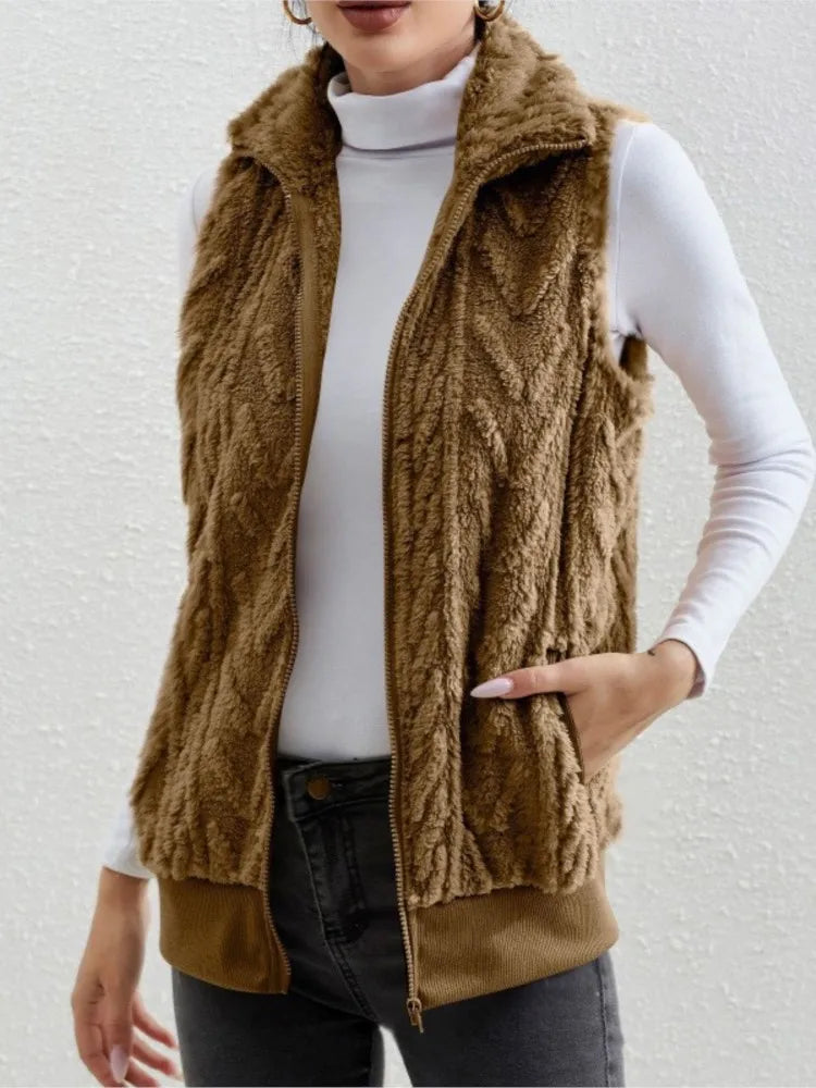 Catherine | Elegant Plush Cable-Knit Sweater Vest