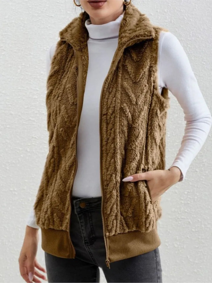 Catherine | Elegant Plush Cable-Knit Sweater Vest