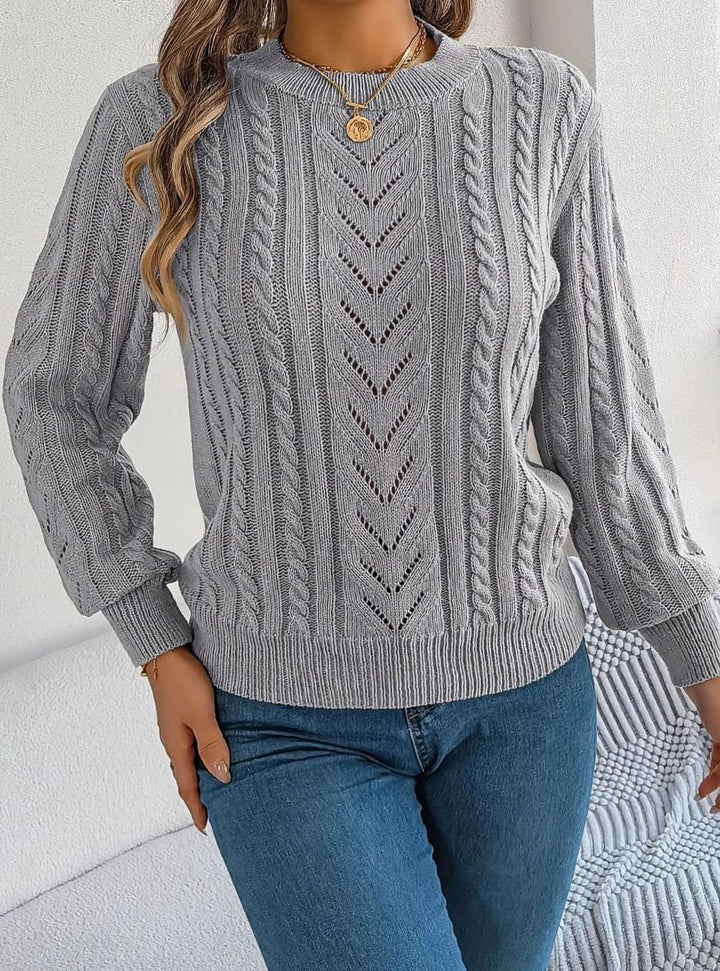 Danielle | Classic Cable-Knit Crew Neck Long Sleeve Sweater