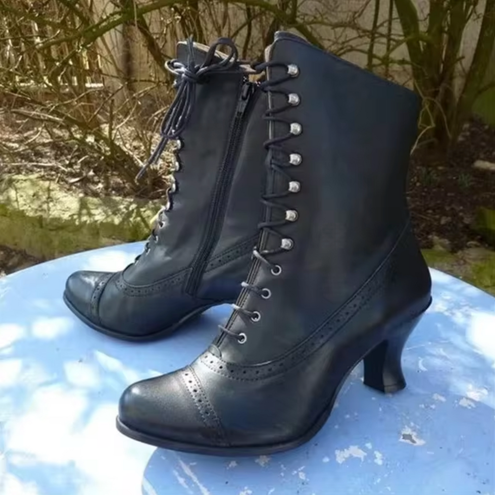 Donna | Cozy Victorian Lace-Up Heeled Ankle Boots