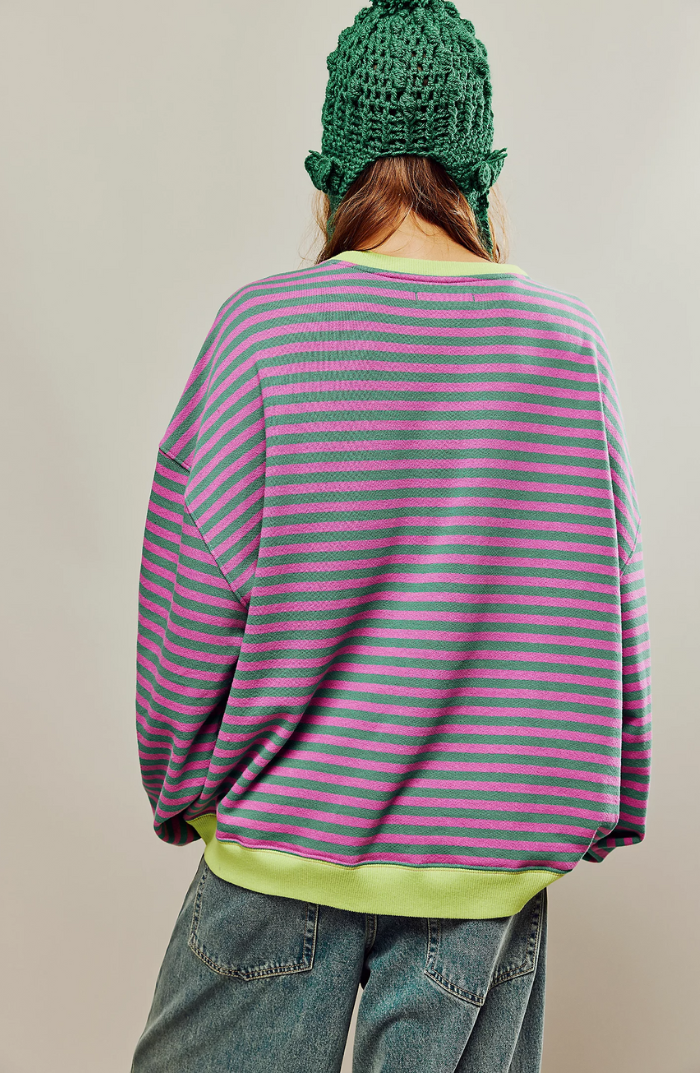 Donna | Sophisticated Striped Oversized Sweater