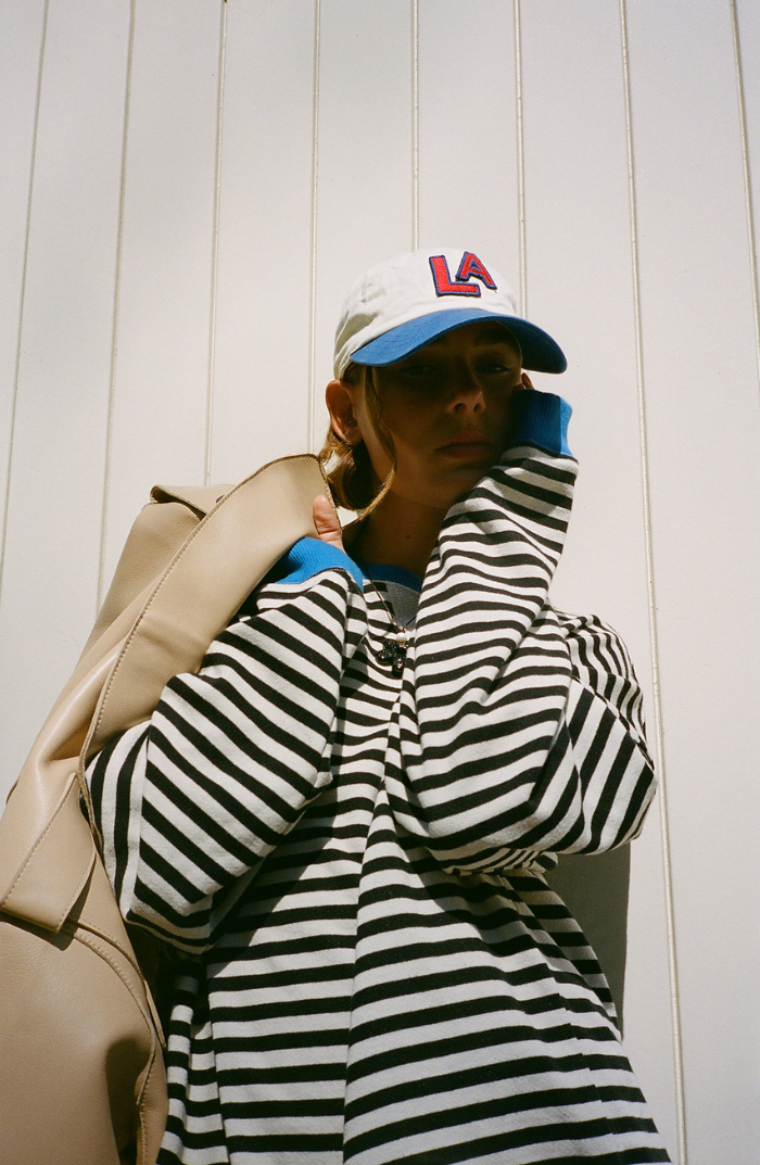 Donna | Sophisticated Striped Oversized Sweater