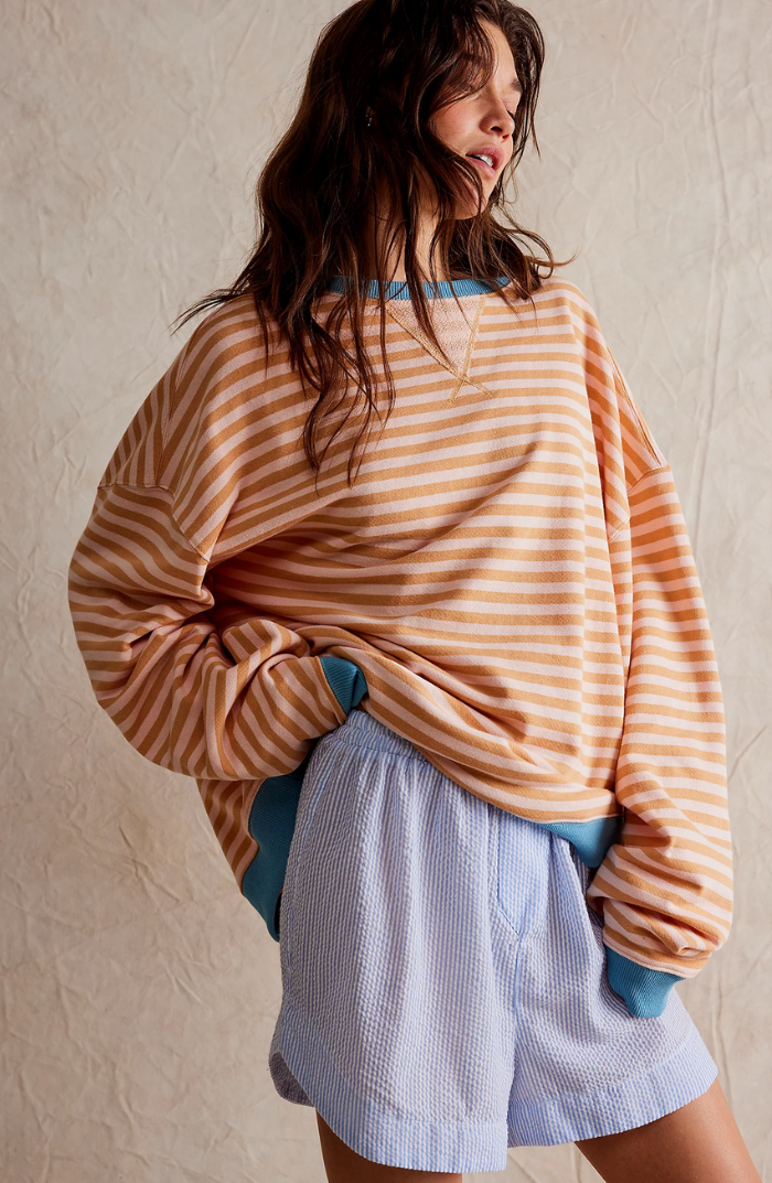 Donna | Sophisticated Striped Oversized Sweater