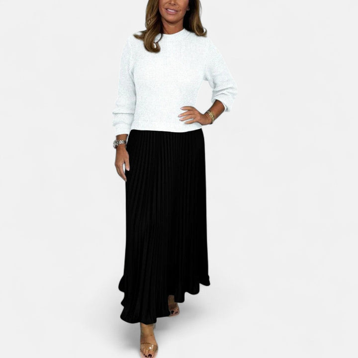 Elizabeth | Chic Long Sleeve Pleated Maxi Sweater Dress