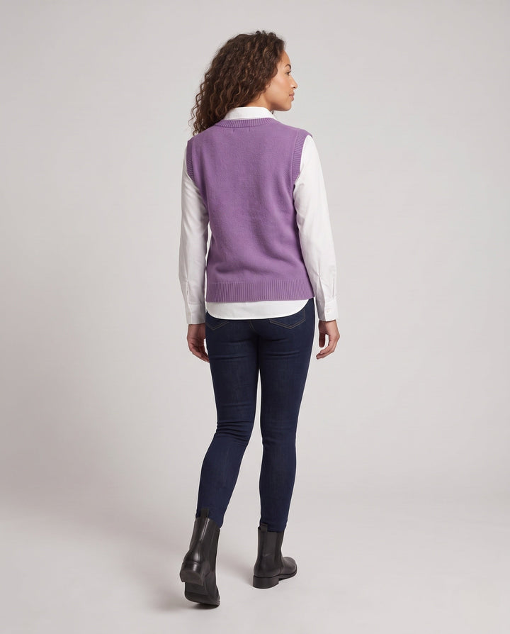 Elizabeth | Cozy Fine Knit Crewneck Sweater Vest