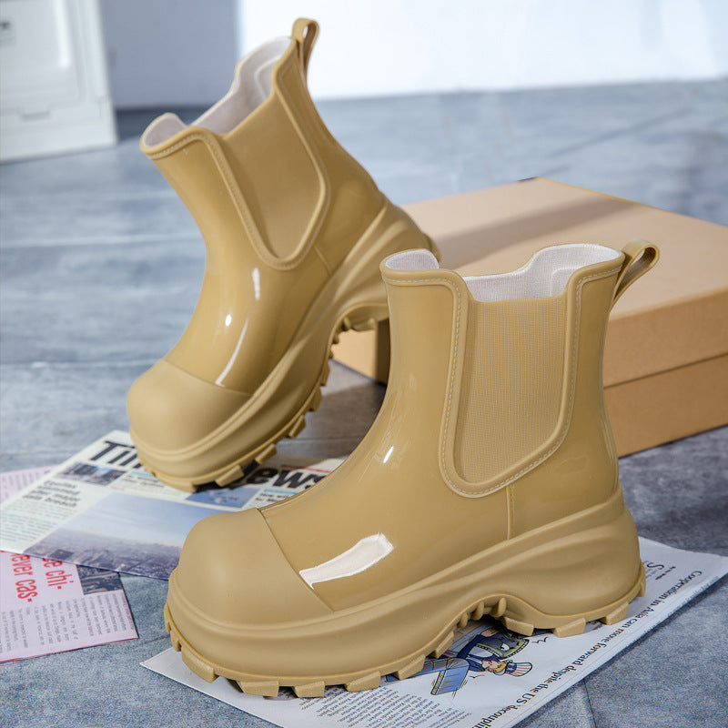 Emily | Effortless Lug Sole Platform Chelsea Ankle Boots