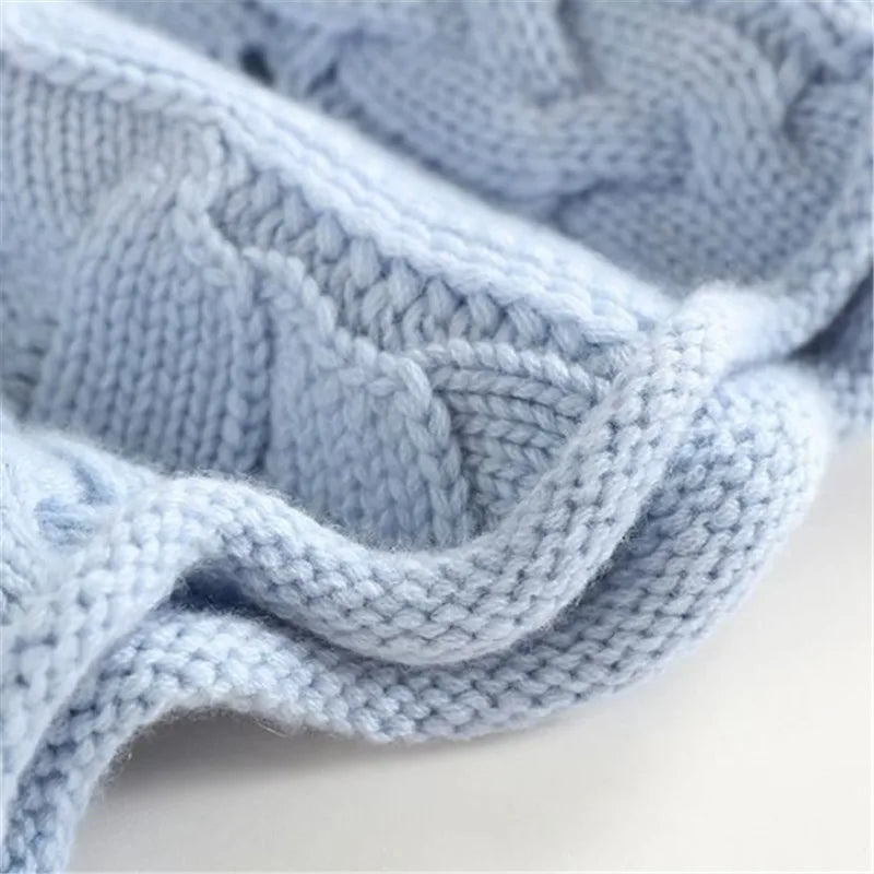 Emily | Graceful Cable Knit Turtleneck Sweater