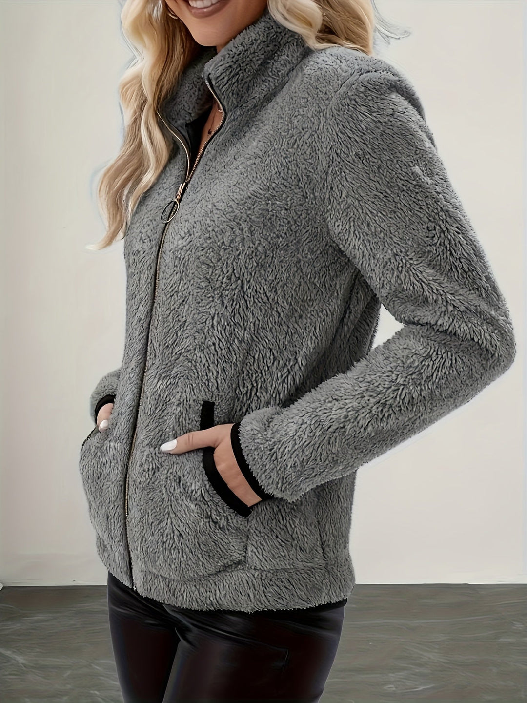 Emma | Elegant Fuzzy Zip-Up Fleece Jacket