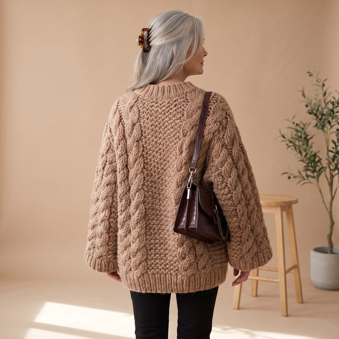 Gloria | Stylish Oversized Womens Chunky Cable Knit Pullover Sweater