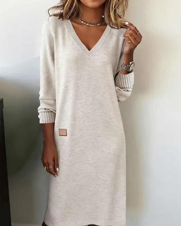 Janet | Cozy V-Neck Knit Midi Sweater Dress