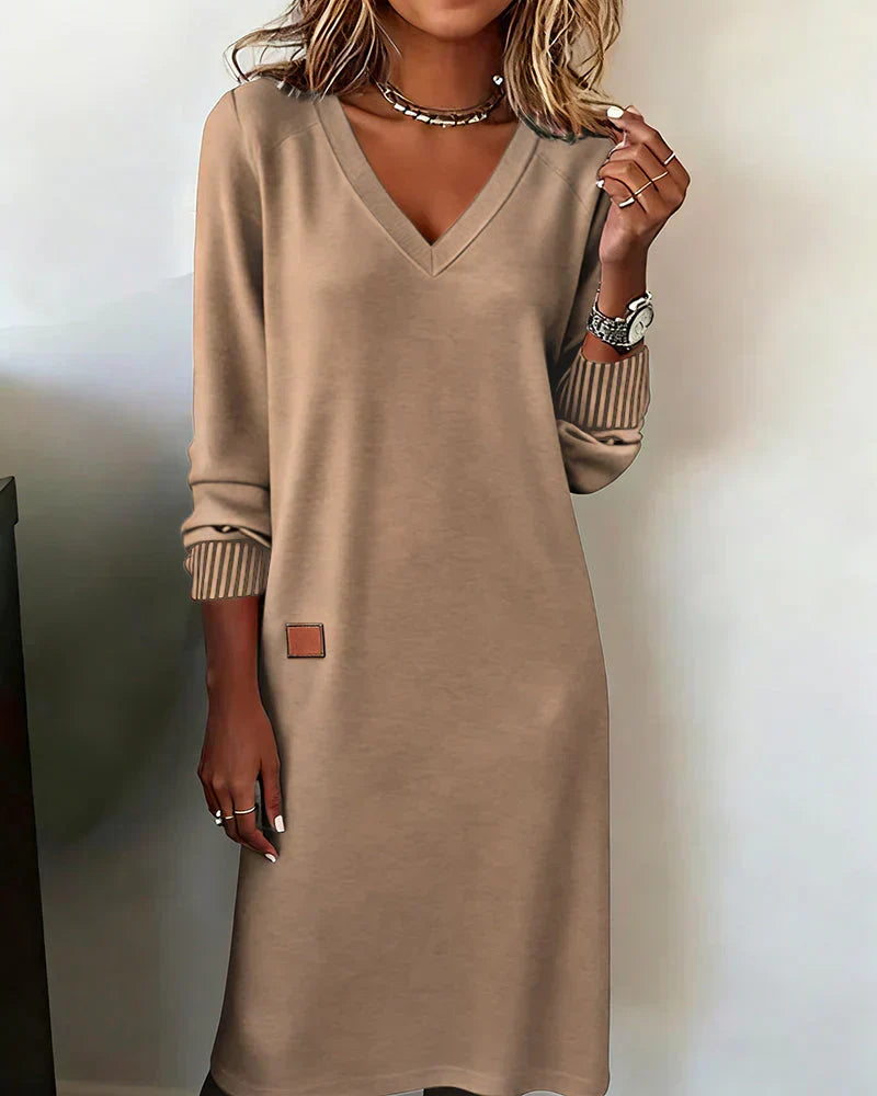 Janet | Cozy V-Neck Knit Midi Sweater Dress
