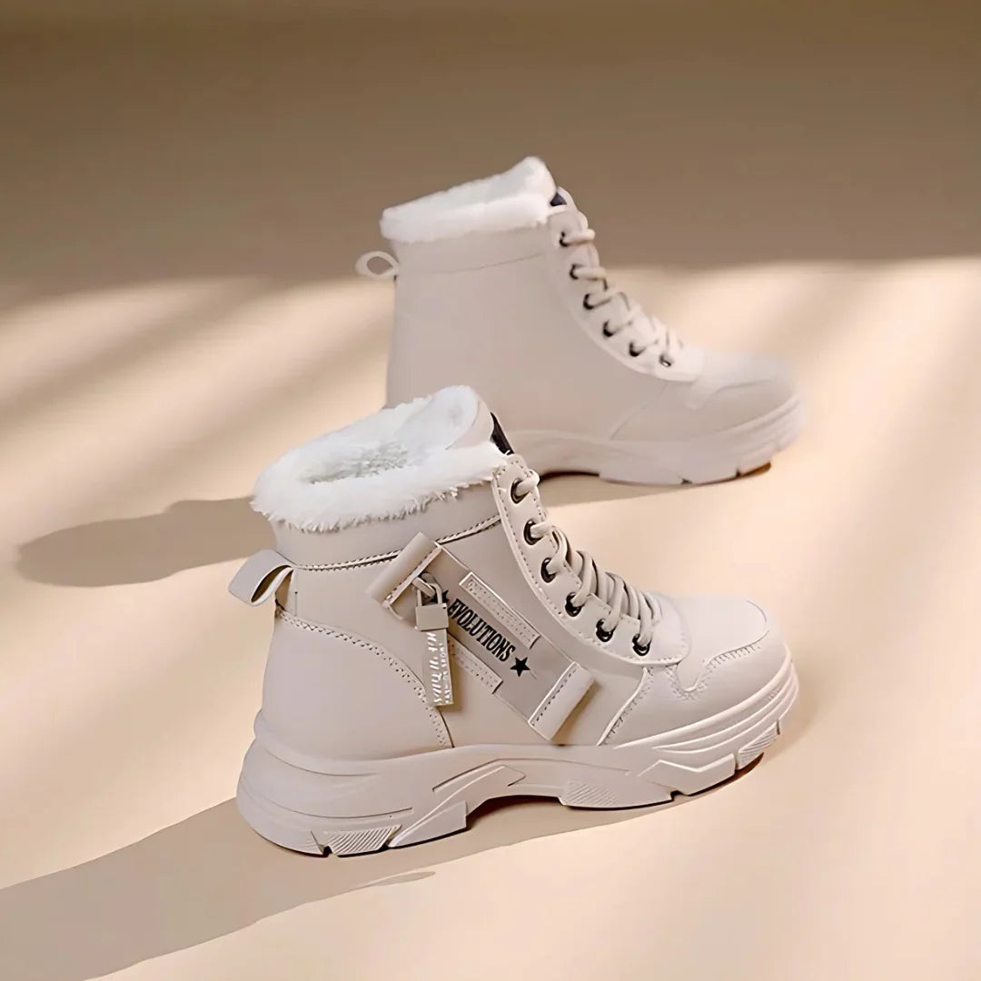 Joan | Classic Lace-Up Platform Snow Boots