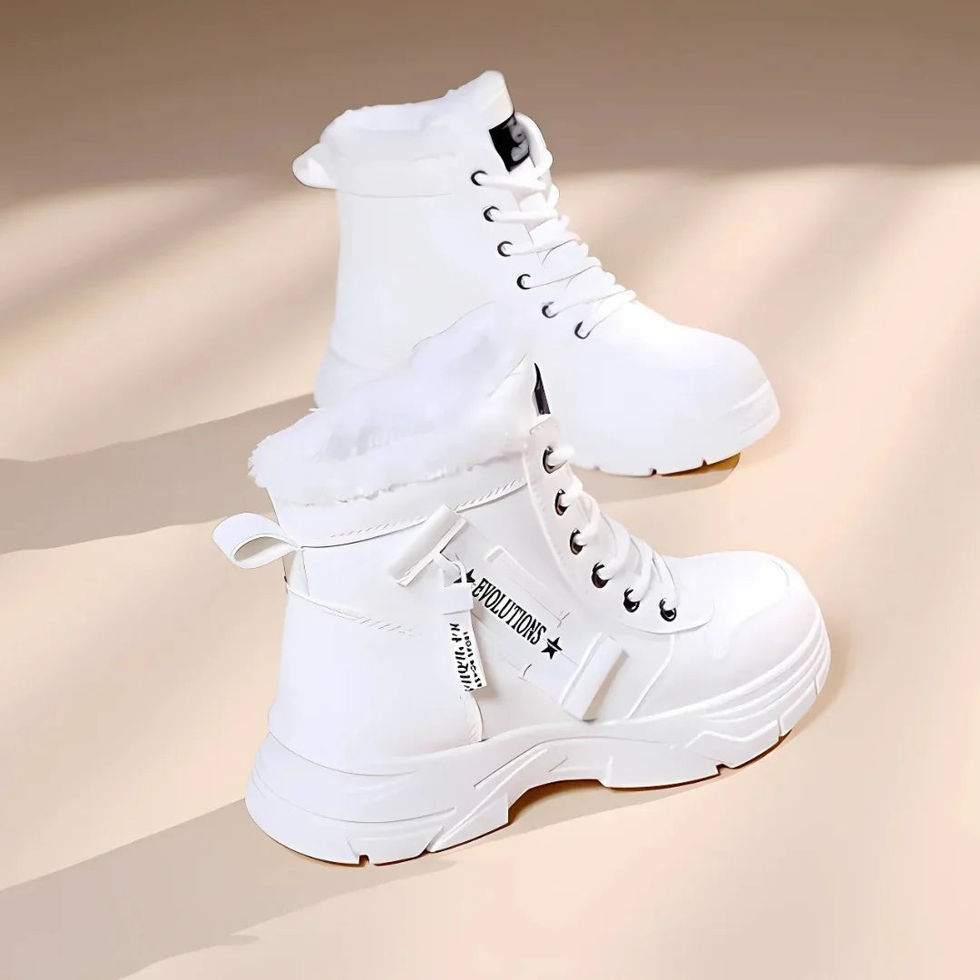 Joan | Classic Lace-Up Platform Snow Boots