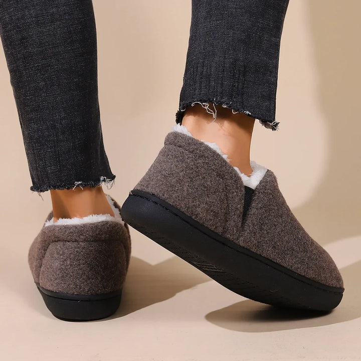 Joe | Timeless Cozy Fleece-Lined Moccasin Slippers