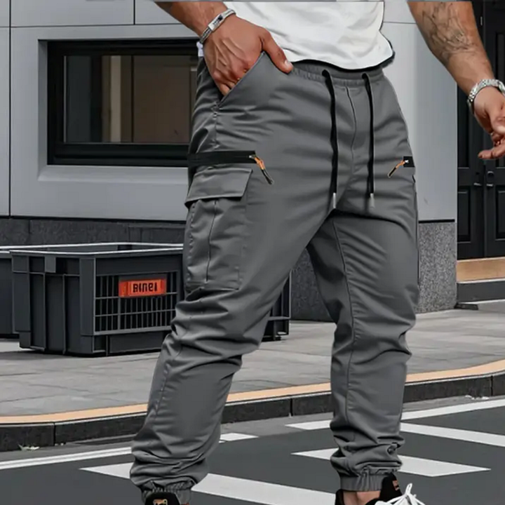 Jonathan | Sophisticated Tapered Cargo Pants with Zip Pockets