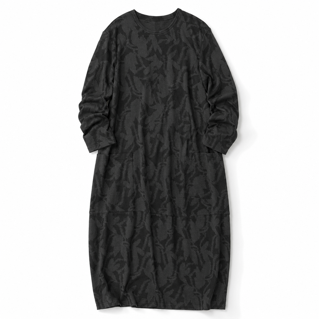 Kayla | Chic Leaf Print Midi Sweater Dress with Pockets