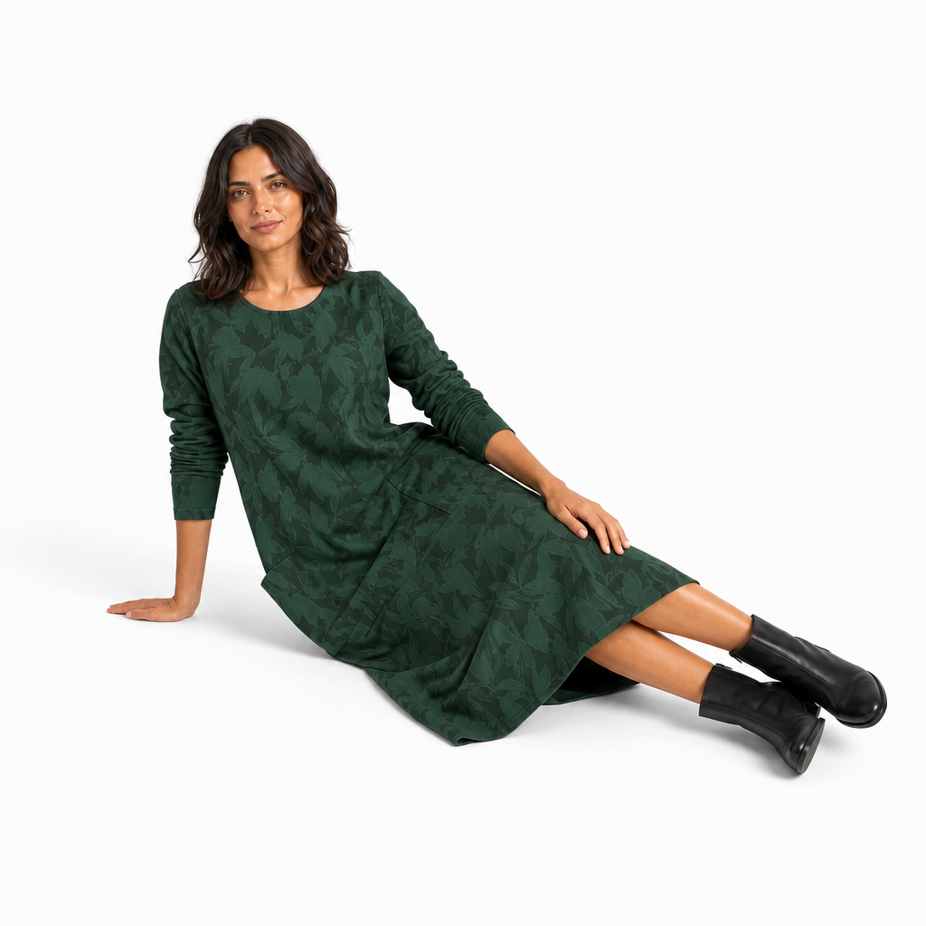 Kayla | Chic Leaf Print Midi Sweater Dress with Pockets