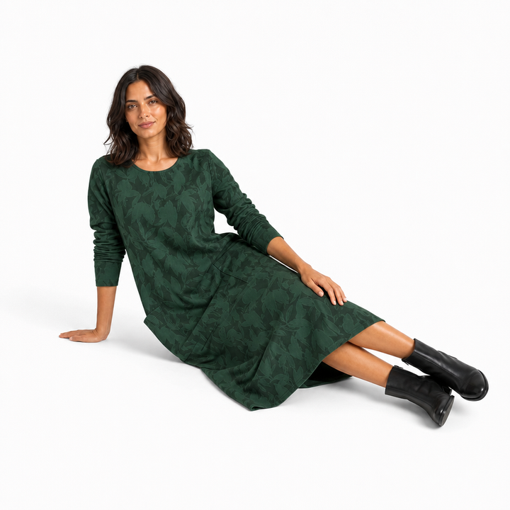 Kayla | Chic Leaf Print Midi Sweater Dress with Pockets