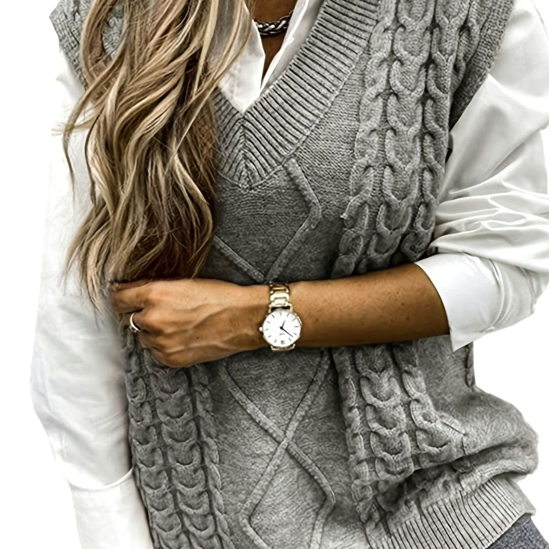 Kimberly | Cozy Oversized Cable Knit V-Neck Sweater Vest