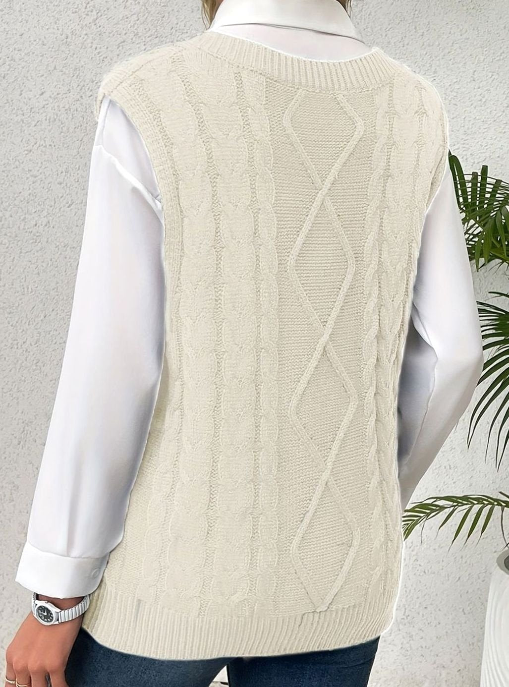 Kimberly | Cozy Oversized Cable Knit V-Neck Sweater Vest