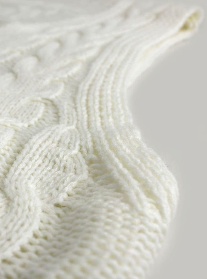 Kimberly | Cozy Oversized Cable Knit V-Neck Sweater Vest