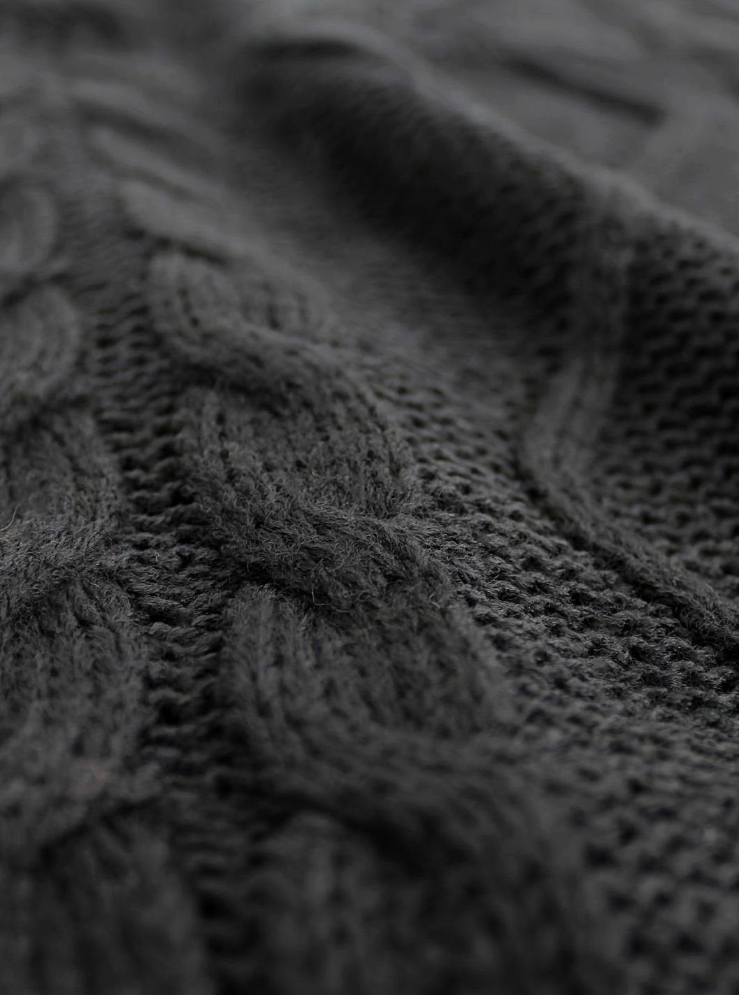 Kimberly | Cozy Oversized Cable Knit V-Neck Sweater Vest