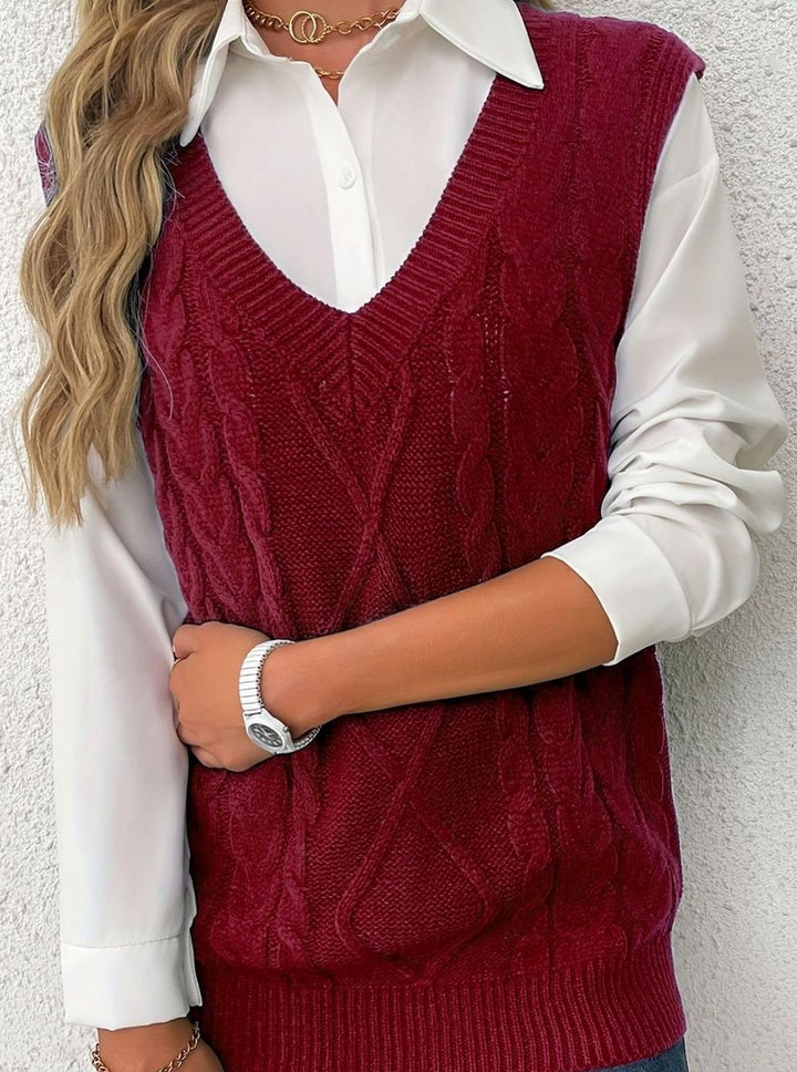 Kimberly | Cozy Oversized Cable Knit V-Neck Sweater Vest