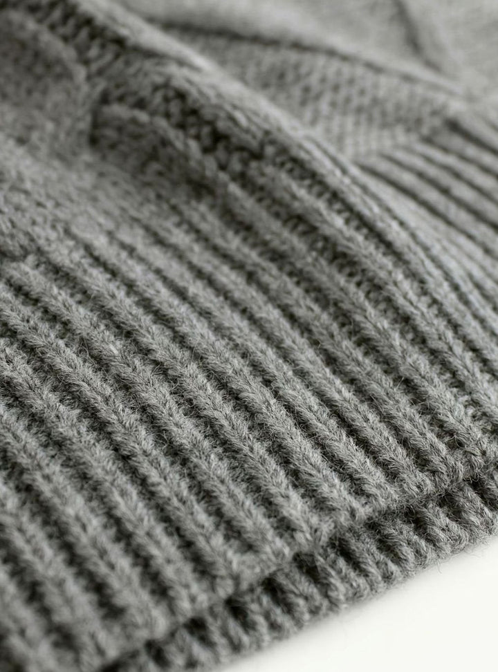 Kimberly | Cozy Oversized Cable Knit V-Neck Sweater Vest