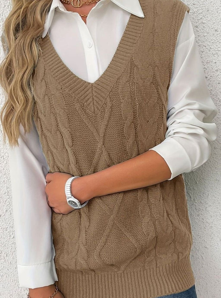 Kimberly | Cozy Oversized Cable Knit V-Neck Sweater Vest