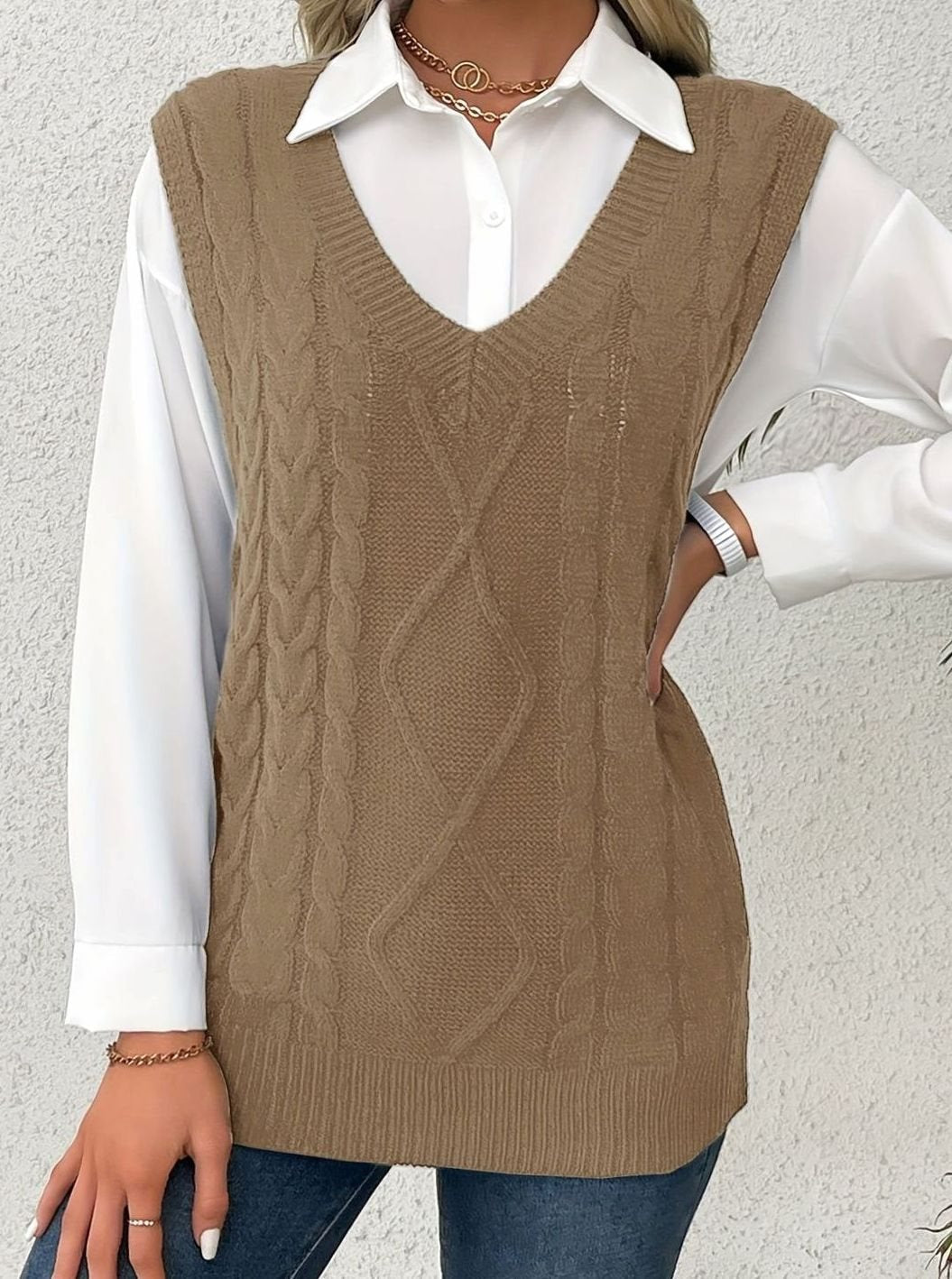 Kimberly | Cozy Oversized Cable Knit V-Neck Sweater Vest