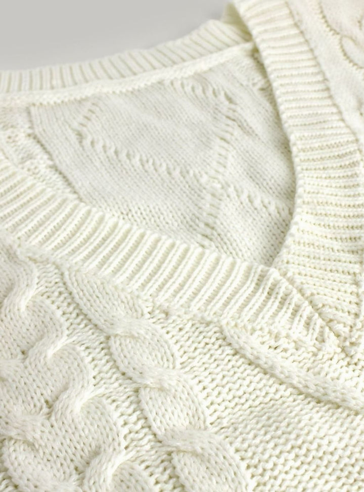 Kimberly | Cozy Oversized Cable Knit V-Neck Sweater Vest