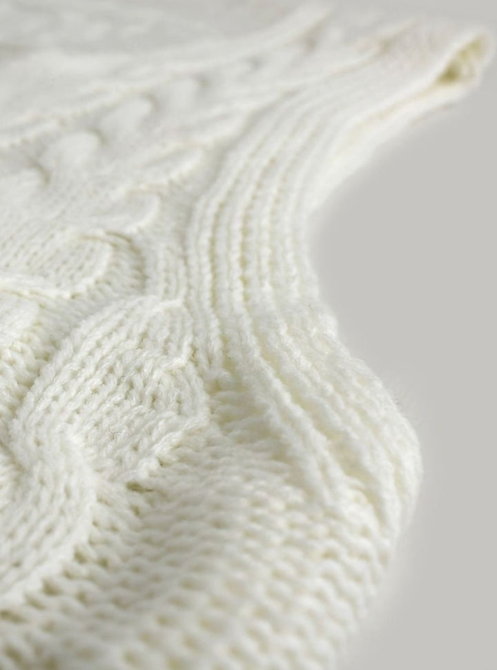Kimberly | Cozy Oversized Cable Knit V-Neck Sweater Vest