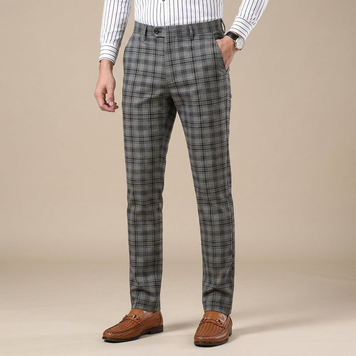 Liam | Slim Fit Tapered Plaid Pants