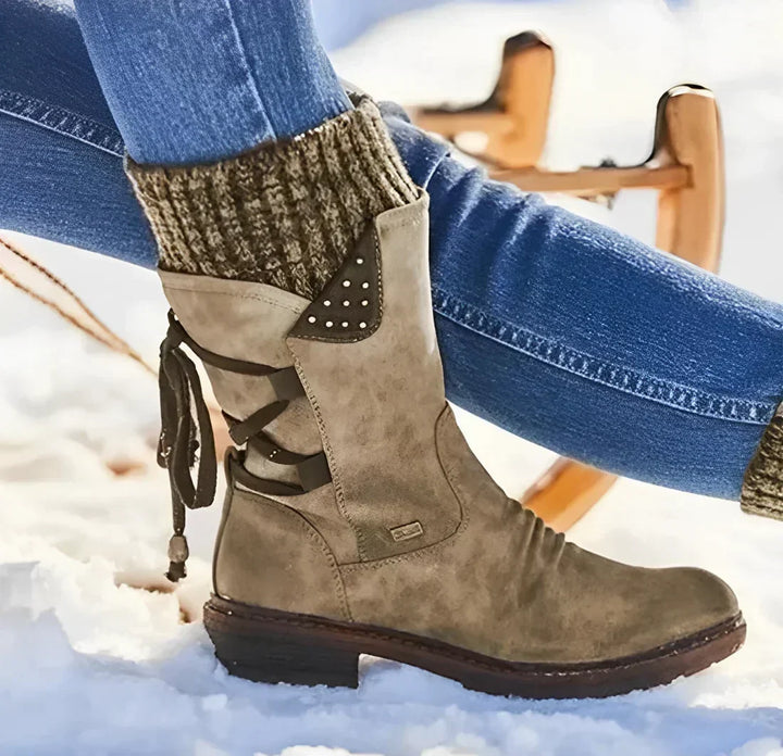 Lisa | Refined Knit Cuff Lace-Up Winter Boots