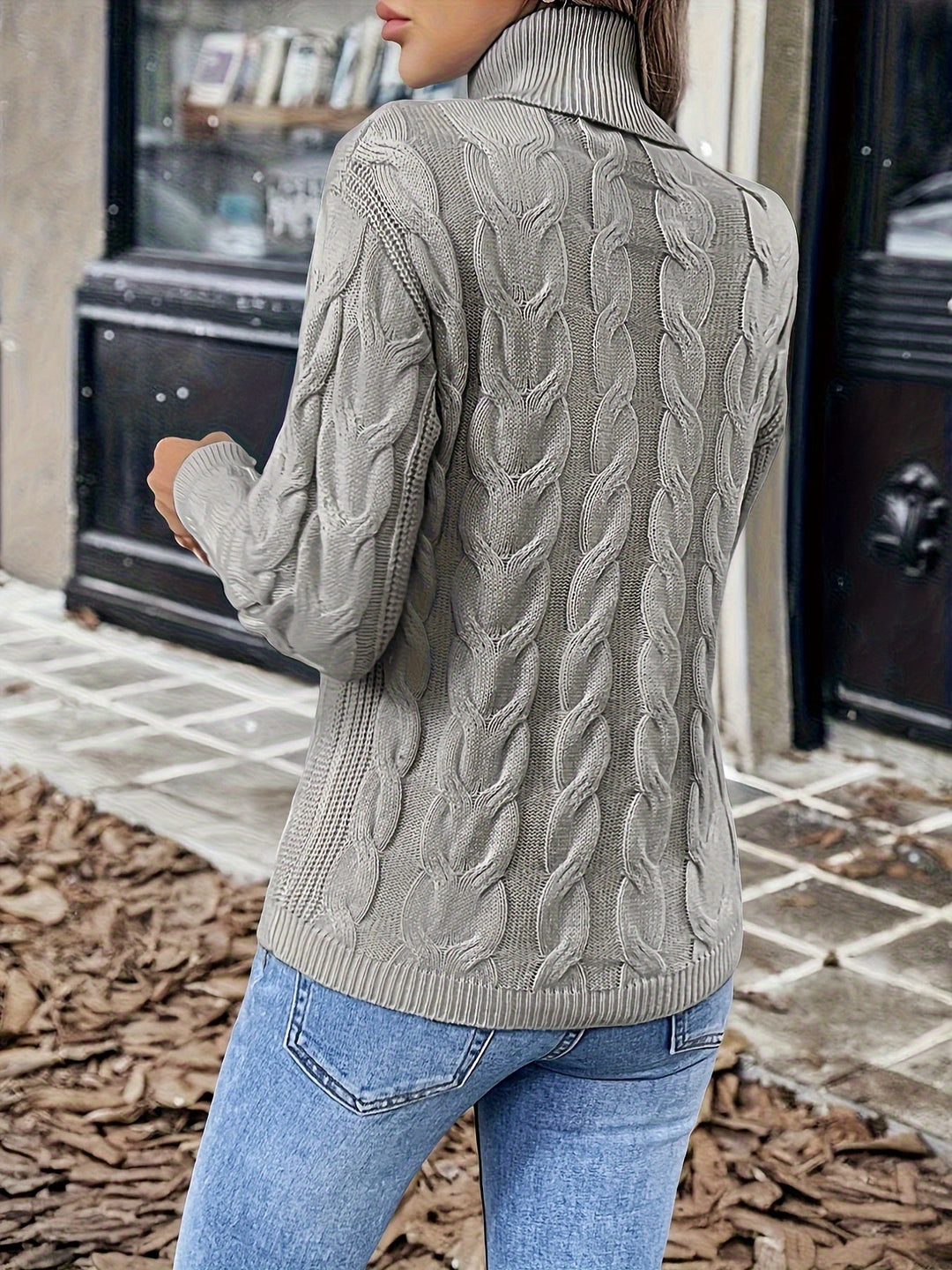 Lori | Refined Cable-Knit Turtleneck Sweater