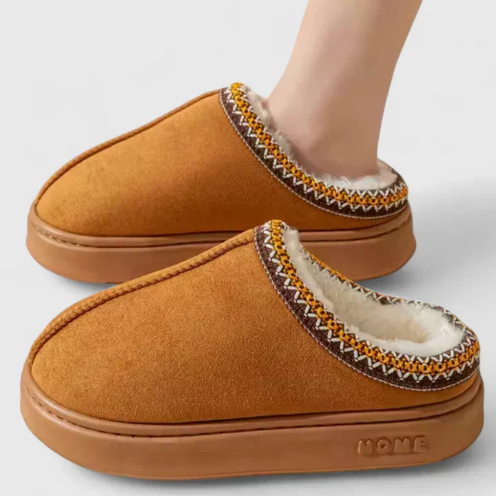 Margaret | Polished Fleece-Lined Clog Slippers