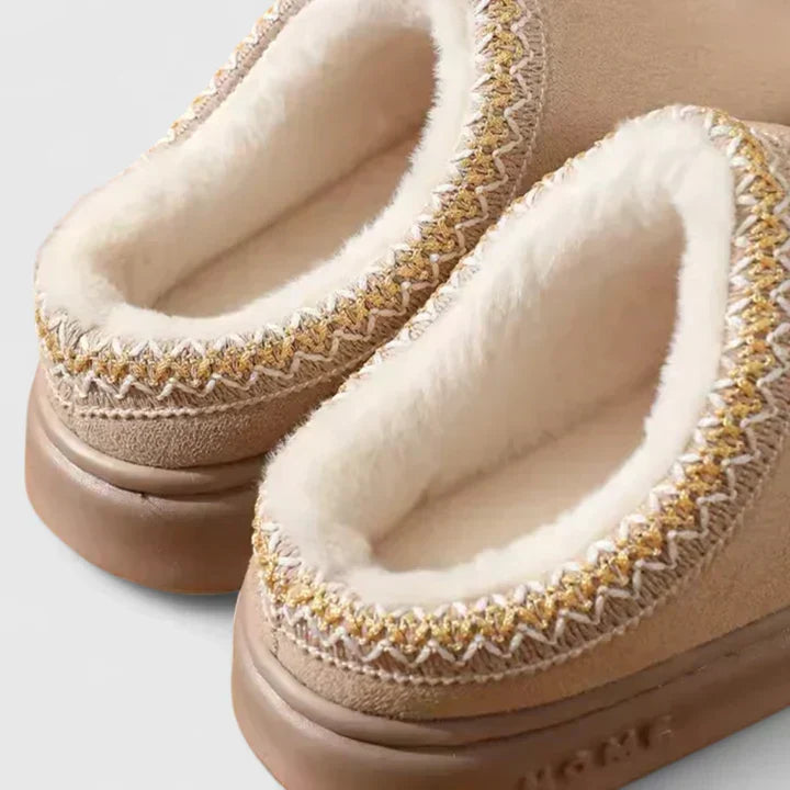 Margaret | Polished Fleece-Lined Clog Slippers