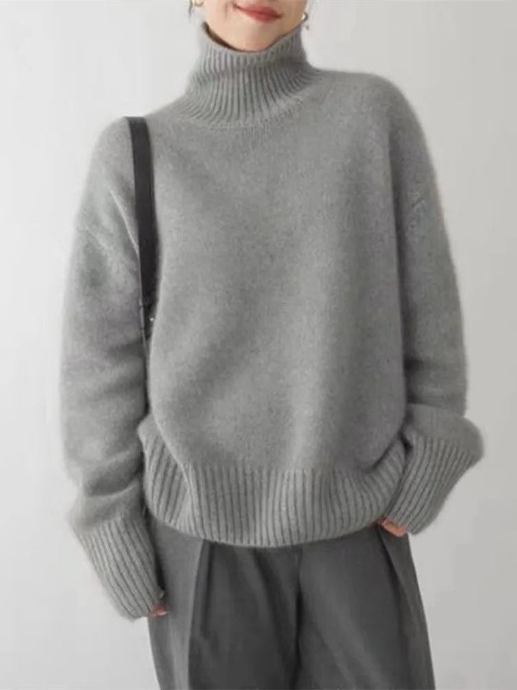 Megan | Classic Relaxed Fit Knit Turtleneck Sweater