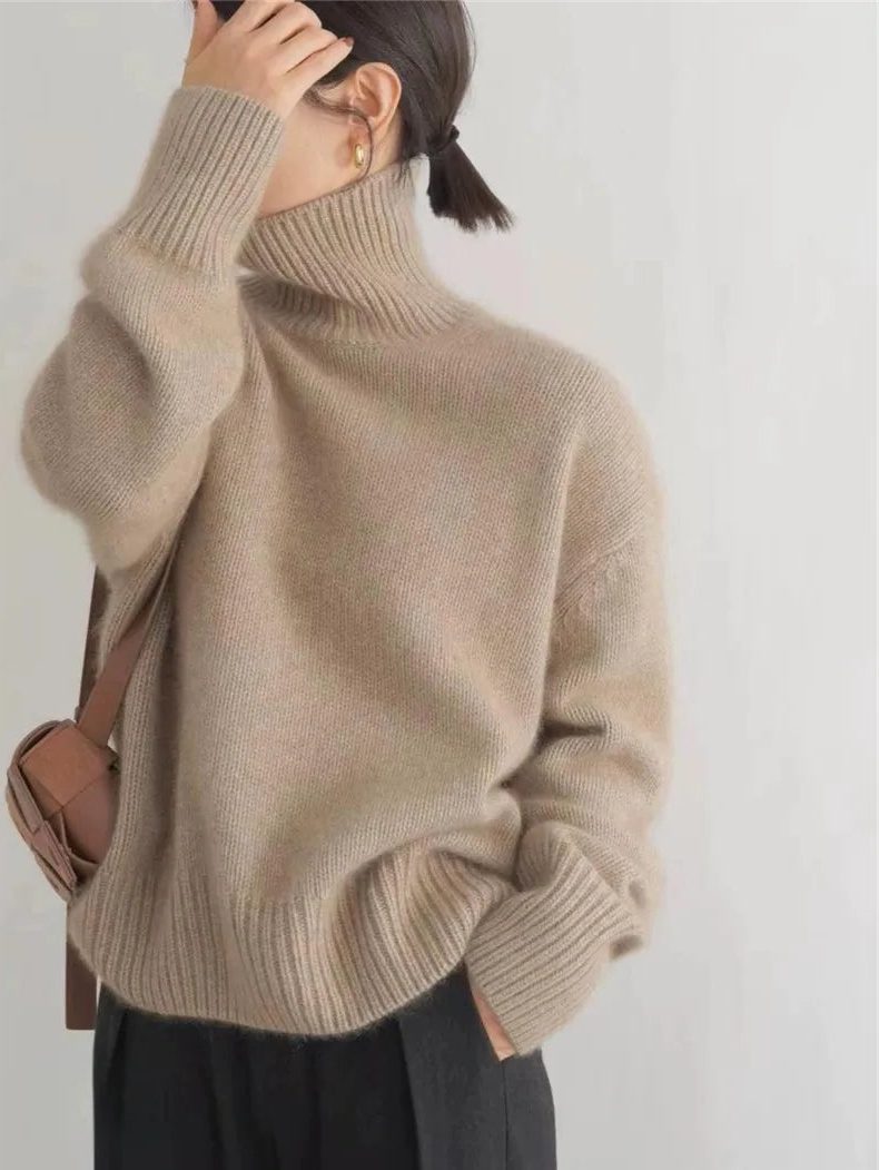 Megan | Classic Relaxed Fit Knit Turtleneck Sweater