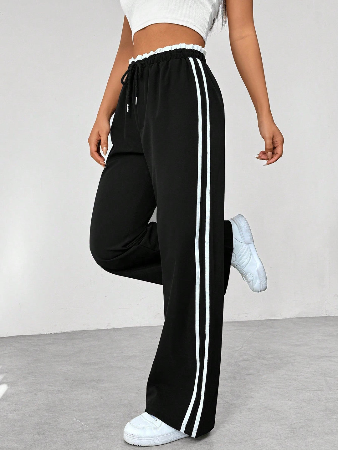 Melissa | Sophisticated Wide Leg Sweatpants with Side Stripe